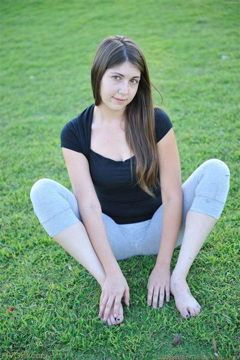 Free Pussy Porn Videos: Tight, Hairy & Shaved Girls .